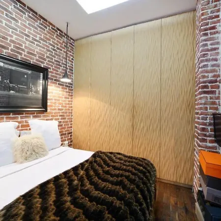 Dream Loft With Private Patio Near Nation For 6p Paris